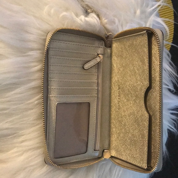 Michael Kors case wallet 7/8 regular and plus - Picture 2 of 2